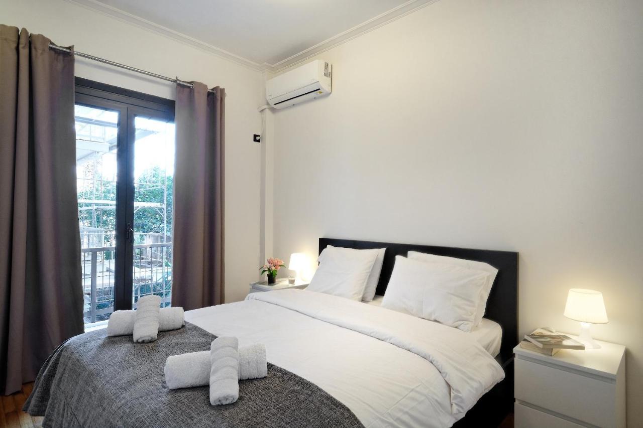 Glyfada Breeze Apartments Atenas Exterior foto