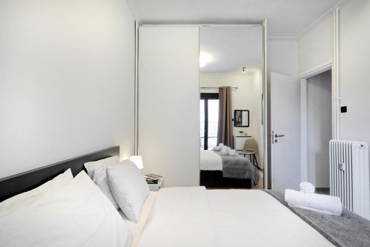 Glyfada Breeze Apartments Atenas Exterior foto